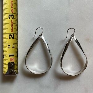 Silpada 925 Sterling Silver Large Hammered Twist Teardrop Earrings